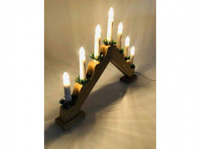 Vianočný svietnik pyramída - 7 žiaroviek (do zásuvky)