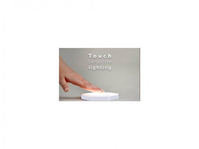 3x LED bezdrôtové svietidlo na diaľkové ovládanie - hranaté